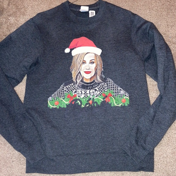 Schitt’s Creek Mora Rose Bebe it’s cold outside - Picture 1 of 4